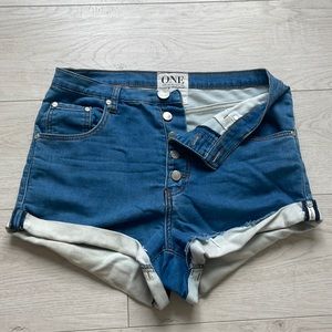 One teaspoon shorts- size 27